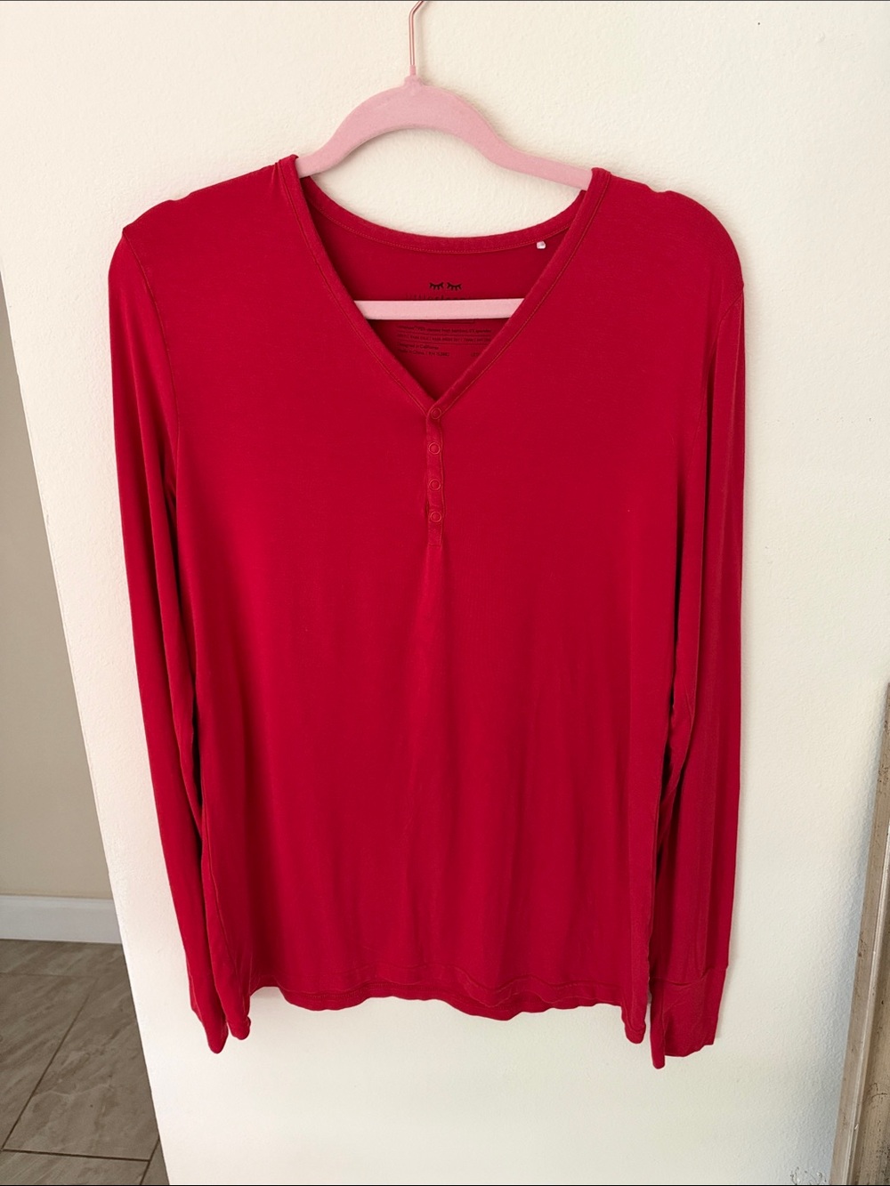 Little sleepies red bamboo Henley, long sleeve comfy soft PJ lounge top M